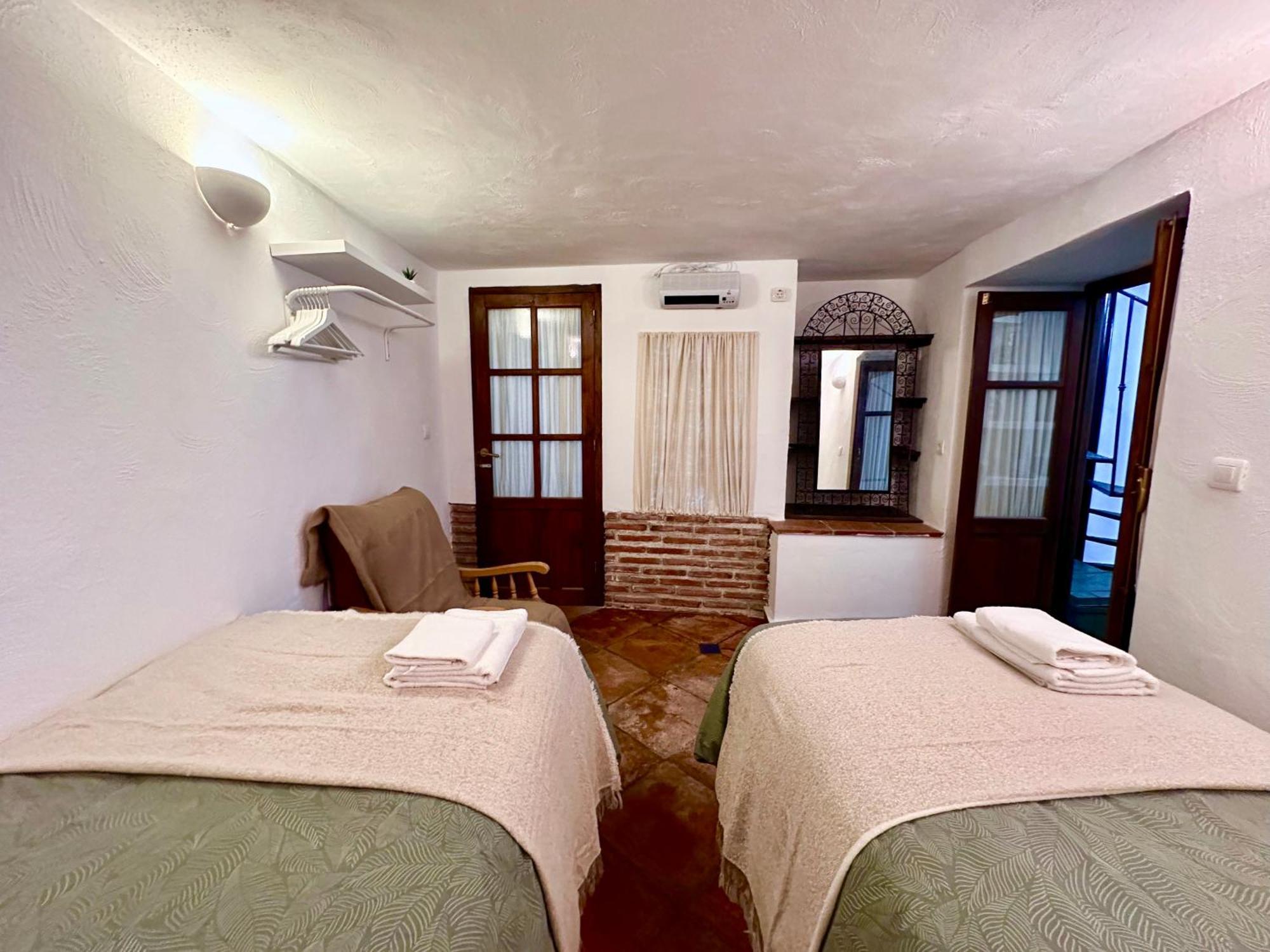 Casa Alfar Con Terrazas Unicas En El Casco Antiguo Hotel Salobrena Exterior photo